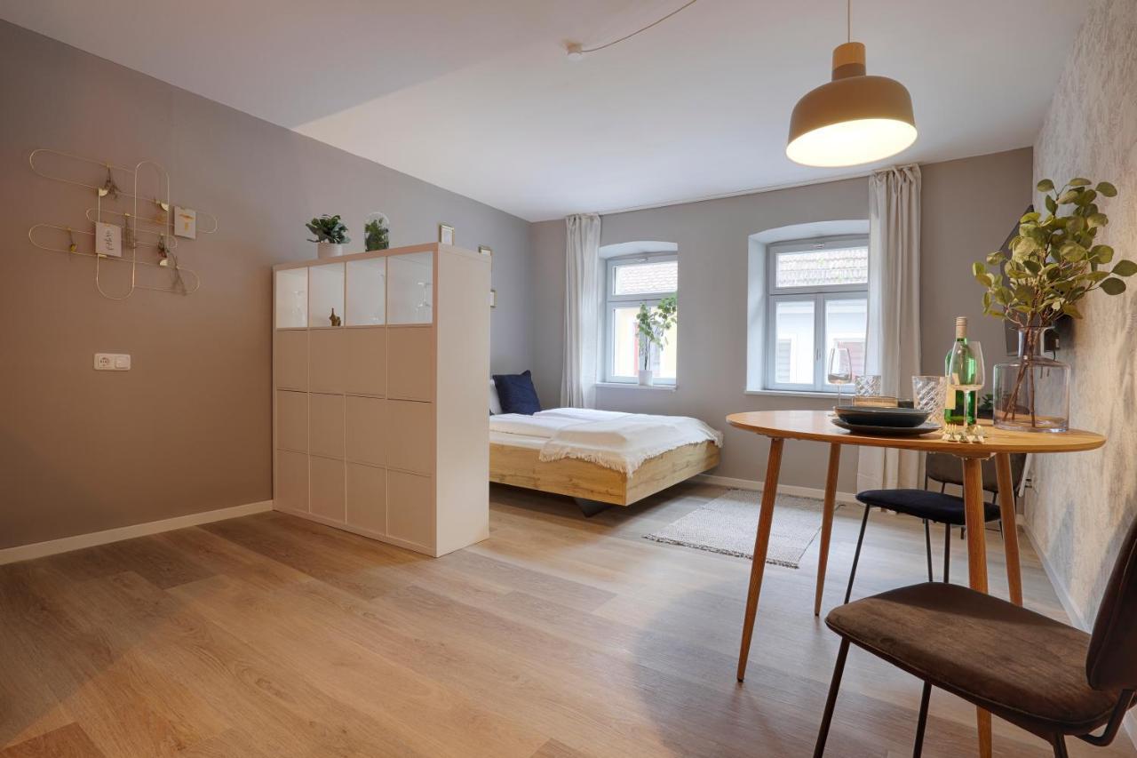 Homie Stay Julius Apartments - Iphofen Luaran gambar
